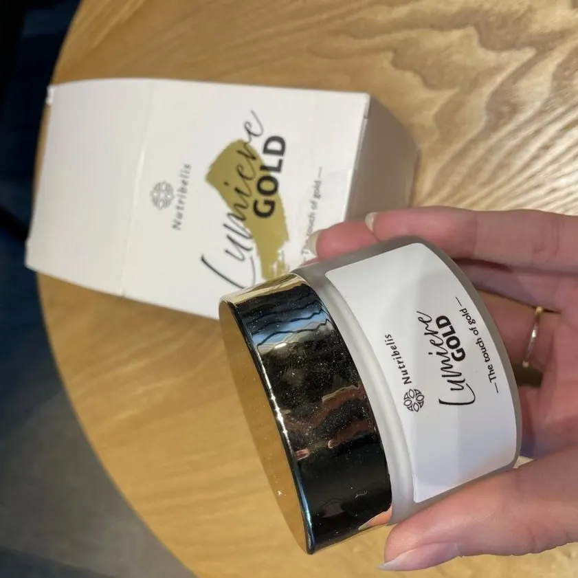 Lumiere Gold — foto